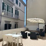 Casa Vacanza Vista Mare Chiaia Неаполь