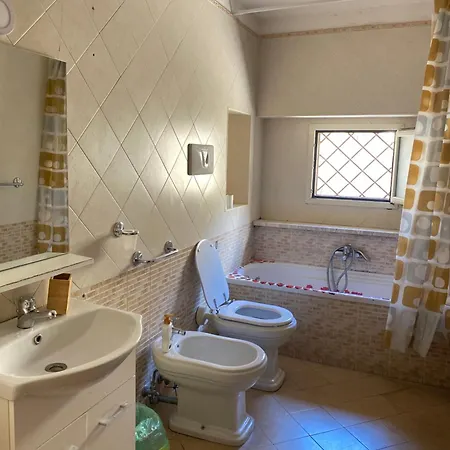 Casa Vacanza Vista Mare Chiaia 公寓